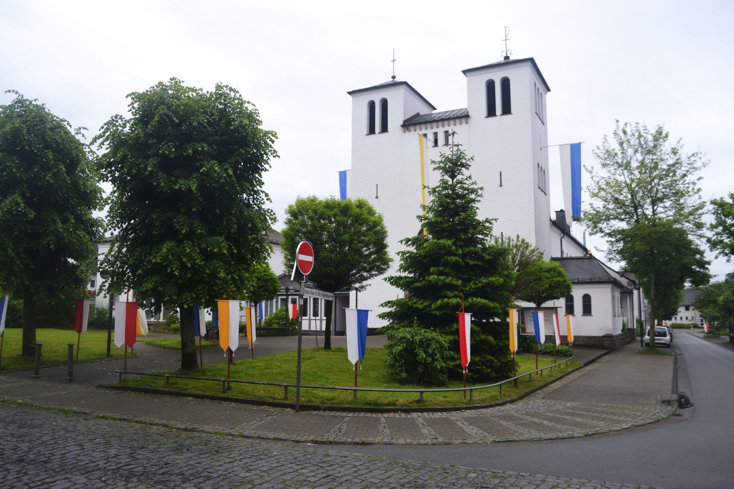 INTKatho. Kirche BLB 3ß.5.2024 Prozession 2 007